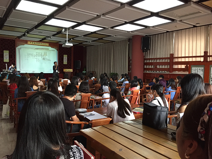绵阳越王楼教学场景上课情况照片(建筑景观大学生手绘培训)